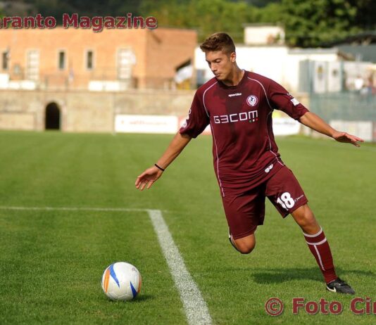 La sud, la maglia di Floro, l’esordio in D, le voci di mercato. Per Parigi una partita speciale