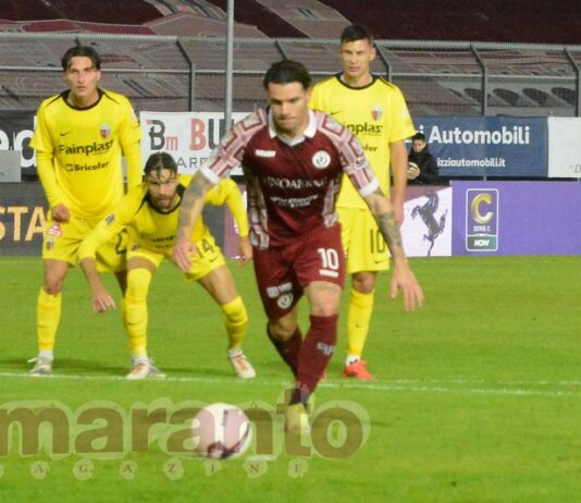Da quasi sessant’anni al Comunale finisce in parità. Di Scazzola e Tarantini gli ultimi gol vittoria
