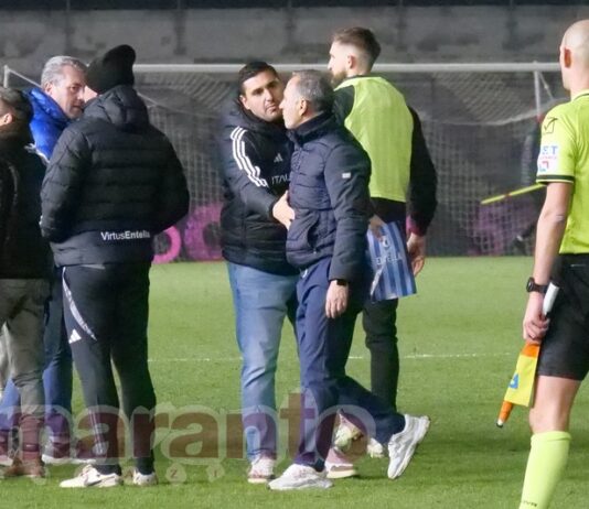 Stangata sull’Entella. Tre turni di stop a Castelli, due a Gallo per la manata a Pattarello