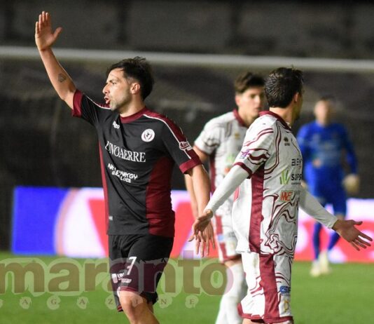 Senza gioco, senza idee, mai in partita. L’Arezzo sprofonda, il Pontedera dilaga con 4 gol