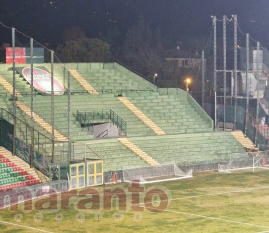 “Rivalità e comportamenti violenti”, vietata la trasferta di Terni. Multa per lancio di un fumogeno