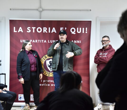 Ricordando Rossana. Un brindisi amaranto e la raccolta fondi per una grande amica