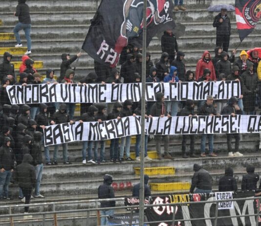 Lucchese, caos societario: incombe il fallimento. Ma la squadra è viva e punta la salvezza