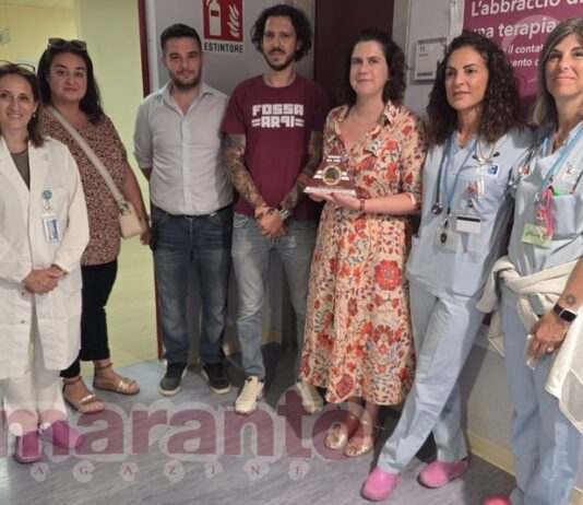 Solidarietà amaranto. Il ricavato del Torneo del Pao devoluto alla neonatologia dell’ospedale