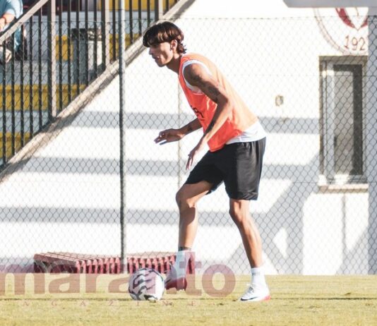 Tesserato Perrotta, i centrocampisti sotto contratto sono 6. Restano 8 calciatori da piazzare