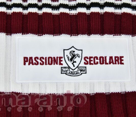 Al via il tesseramento 2026 di Orgoglio Amaranto. Apericena e asta con le opere dell’artista Toci