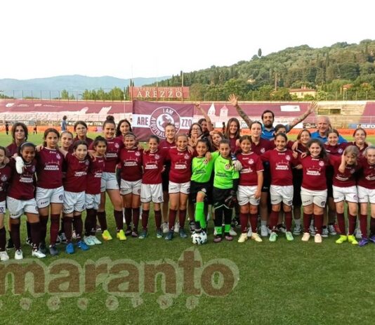 L’attestato di merito della Figc per il settore giovanile dell’Acf Arezzo