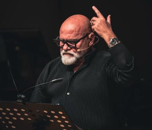 “Solo Coppi temo” in piazza Grande. Le dieci cose da sapere sul rapporto tra Cosmi e l’Arezzo