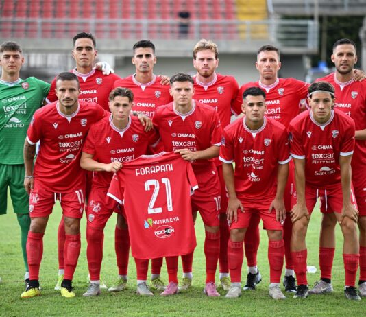 Meglio in trasferta che in casa. Il Carpi è ancora in cerca di continuità. Ad Arezzo senza allenatore