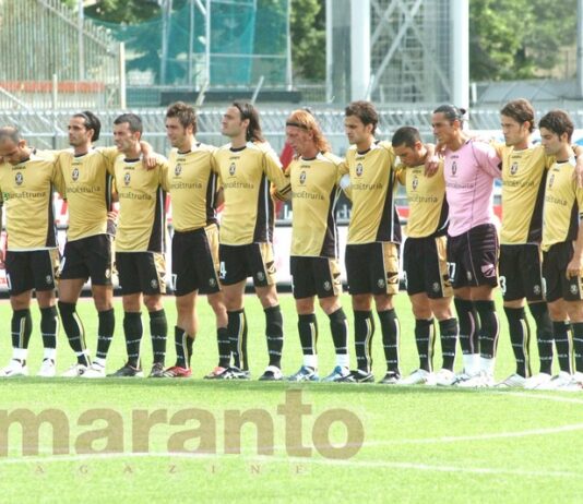 Una trasferta, una storia. Quel sabato in cui sfoggiammo le maglie color oro