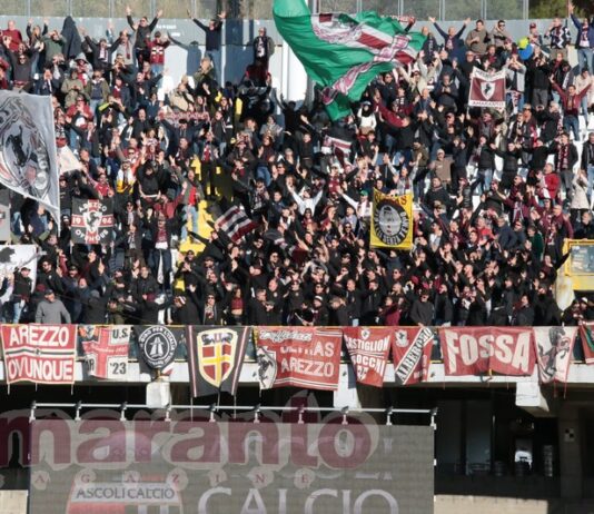 ll caso Paparelli e gli incendi negli stadi. Perché il Tar ha confermato il Daspo per 4 tifosi aretini