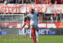 Mawuli tiene in piedi la baracca. I difensori se la cavano, attaccanti impalpabili. Incauto Iaccarino