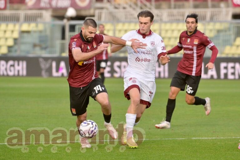 Livorno più cattivo, cade l’imbattibilità esterna dell’Arezzo. All’Ardenza finisce 2-1