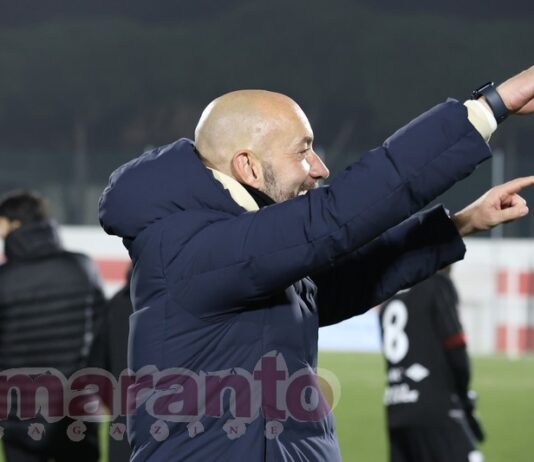 Il versatile Bucchi che sa leggere squadra e partite. L’Arezzo avanza con personalità