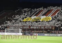 In 3.866 allo stadio, le medaglie per i trent’anni degli Ultras e la solidarietà per Cossu