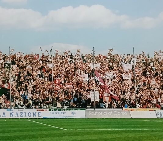 Un migliaio di tifosi insieme all’Arezzo. Gubbio 2026, una trasferta come ai vecchi tempi