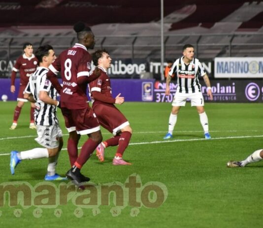 Rigore all’ultimo secondo, l’Ascoli fa il colpo. Gli amaranto in casa non vincono da quasi due mesi