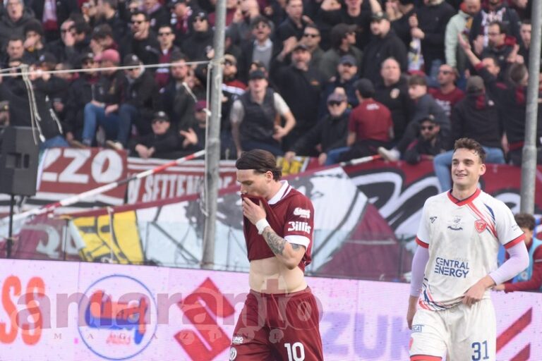 Prestazione così così, l’Arezzo sbatte sul Perugia. Non basta il gol di Tavernelli, finisce 1-1