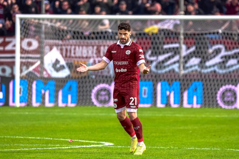 Controllo orientato e tiro fulmineo che gonfia la rete. Tavernelli in gol dopo quasi due mesi