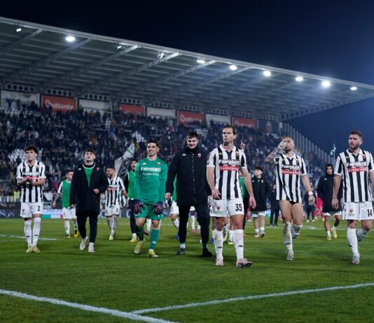 Sette partite, sei vittorie: l’Ascoli è secondo. Campobasso, bel colpo. Tedesco in bilico