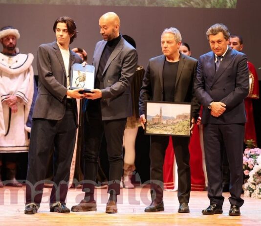 Il premio Viciani per Bucchi: “Niente calcoli contro l’Ascoli. Giocheremo una grande partita”