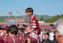 Non sono solo undici giocatori e un pallone. Questa vittoria è un collante tra generazioni
