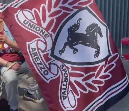 VIDEO / Vessilli amaranto ovunque. “Insieme conquistiamo la vittoria”. Meno 2 alla Partita