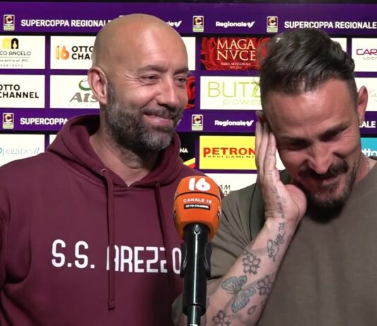 VIDEO / Bucchi-Floro, siparietto in sala stampa: “Tu più bravo di me”. “E tu meritavi questa gioia”