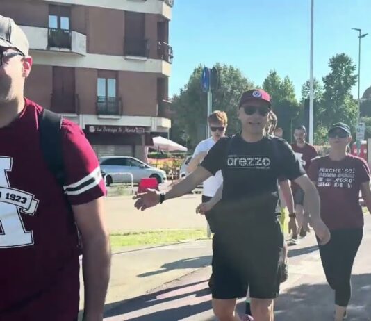 VIDEO / Il racconto della camminata amaranto verso Capolona. Fioretto e partecipazione