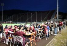OA, anniversario speciale. Calici sotto la curva e premiazione delle vetrine amaranto