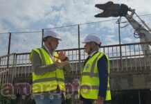 Taglio del nastro al cantiere dello stadio. Primi colpi di pinza meccanica alla Maratona
