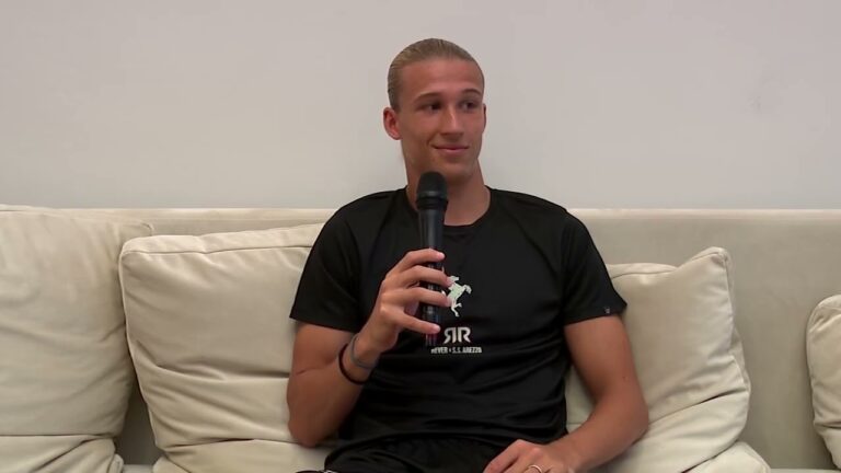 VIDEO / Sala, idee chiare: “Mi vedo mezz’ala nel 433. Bellissimo lo stadio pieno il 26 aprile”