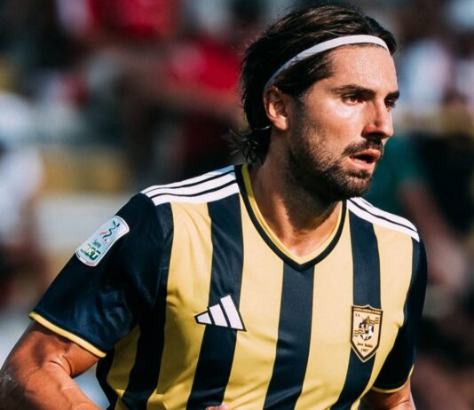 Juve Stabia in cerca della prima vittoria interna. Derby mutilato a Verona senza vicentini