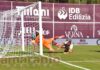 Pasticcio sul primo gol. Viviani, brutto passo indietro. Olivieri non si vede mai. Male anche Sala