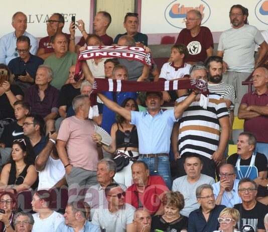 Esauriti i biglietti di tribuna laterale, bassa disponibilità per la curva sud